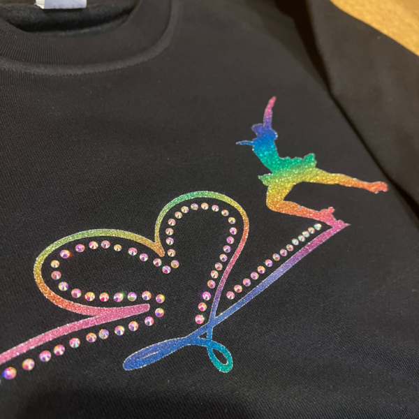 Sweat "I Love Patinagem" em Vinil Glitter Arco-Íris e Strass