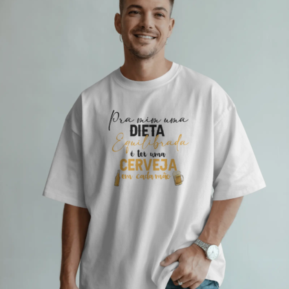 T-shirt 'Dieta Equilibrada de Cerveja'